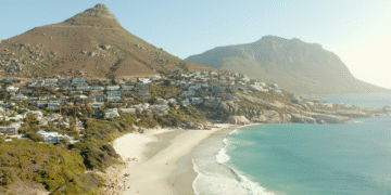 Gulf Investors Likely to Continue Funding Africa’s Renewable Energy Sector Despite Iran War